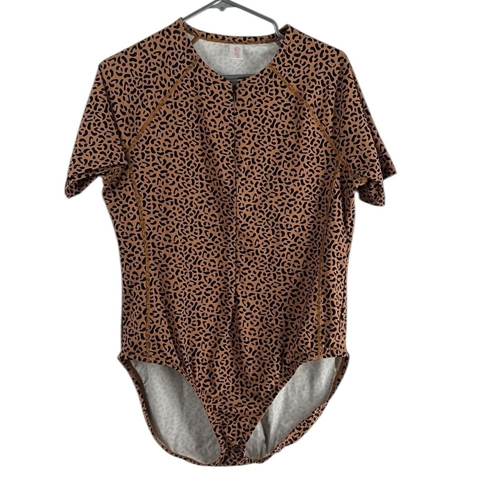 Snoga swimsuit modest full bottom coverage front zip leopard print sz lg